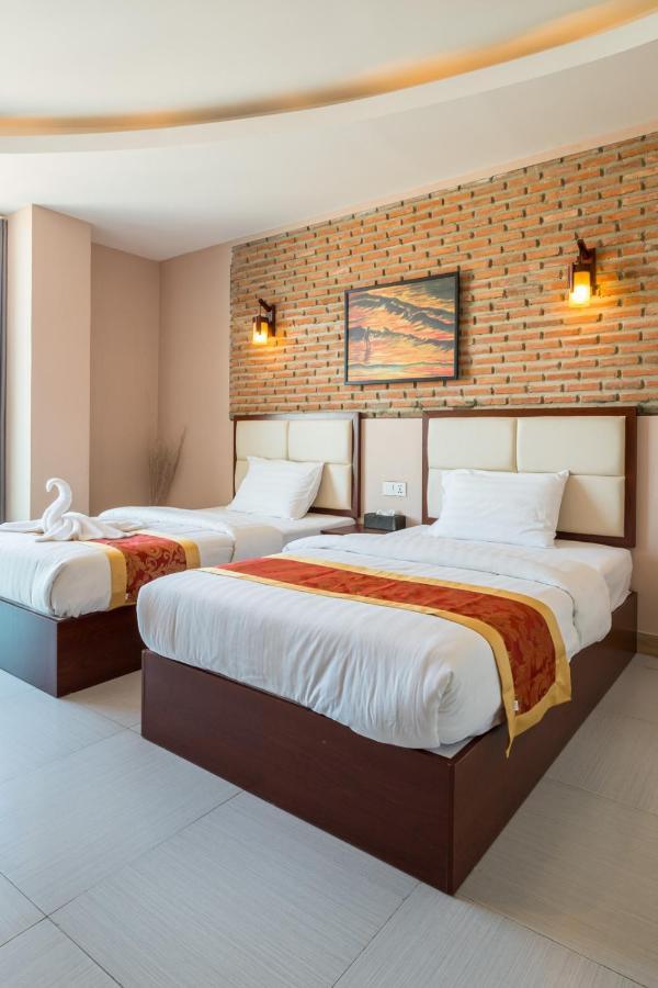 פנום פן Colina Sky Hotel מראה חיצוני תמונה